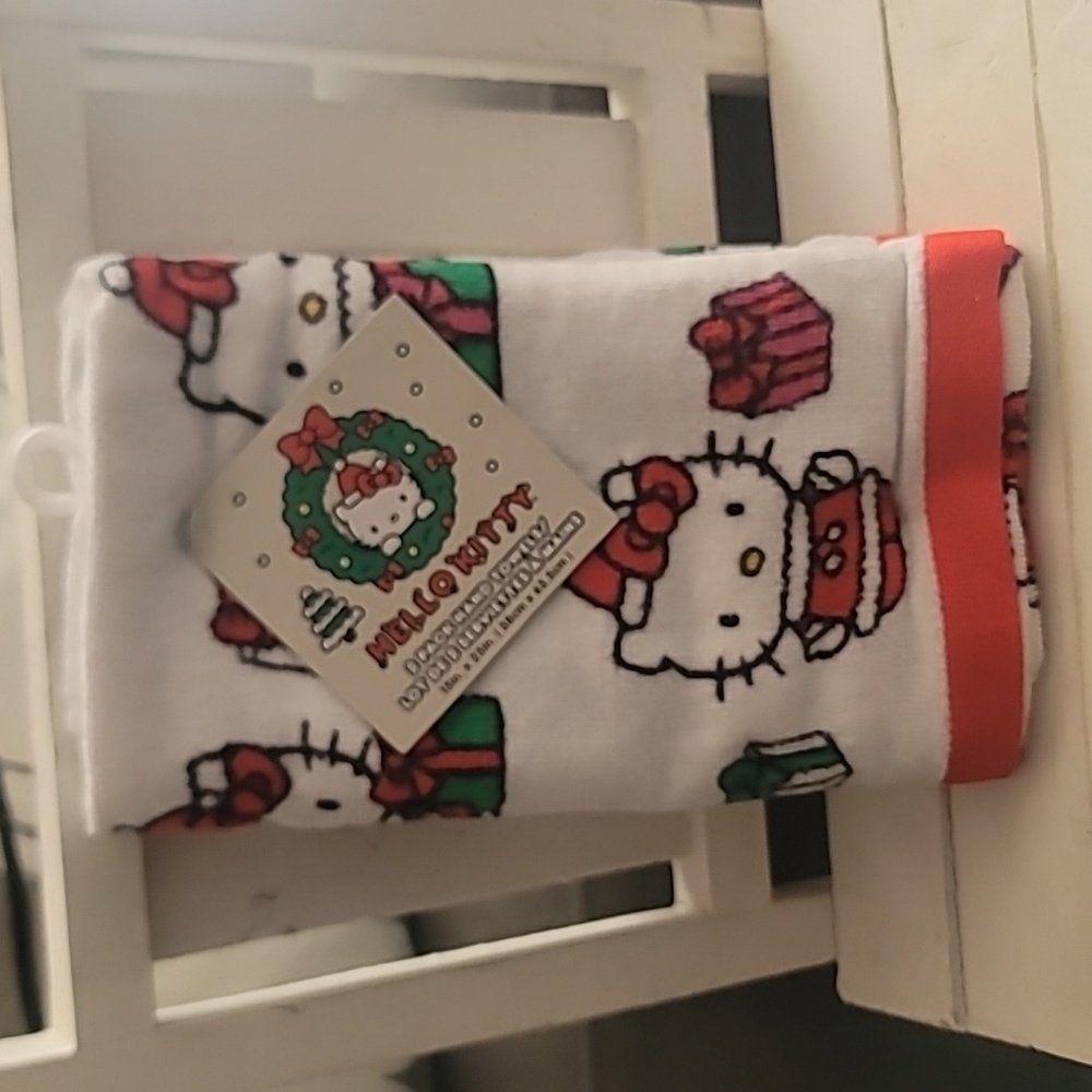 Hello Kitty Christmas Towels